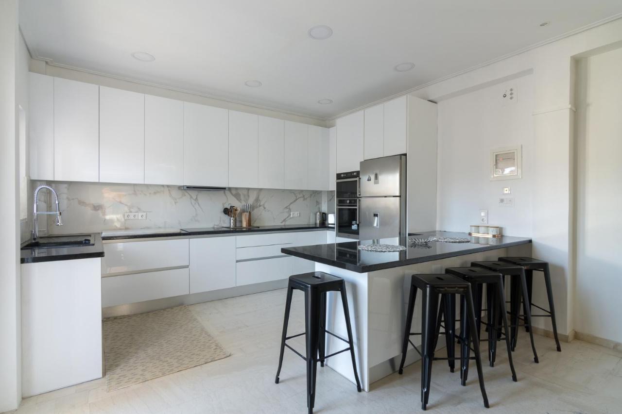Spacious And Modern Flat For 4 Athen Eksteriør bilde