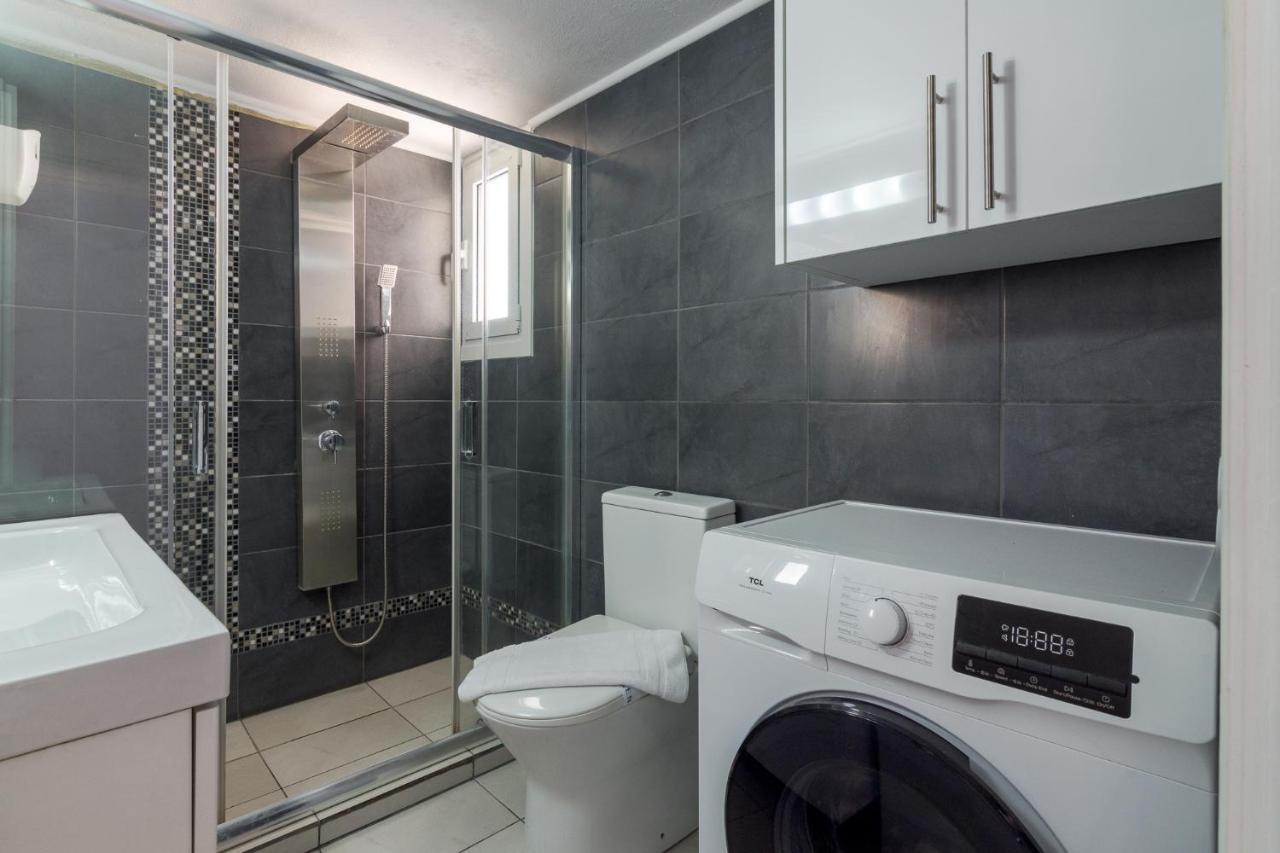 Spacious And Modern Flat For 4 Athen Eksteriør bilde